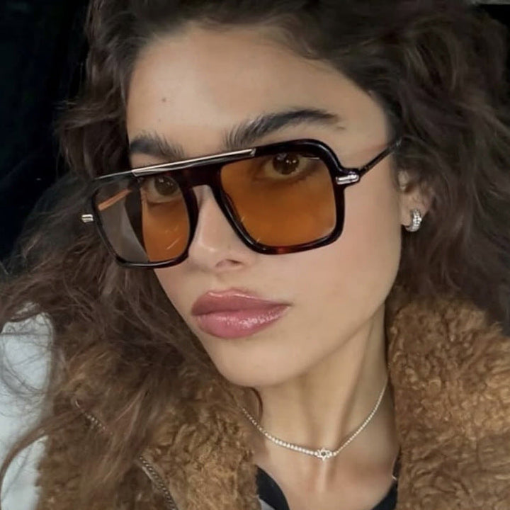Women's square sunglasses with luxurious metal frame and sturdy lenses Kalsten
