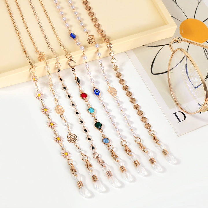Luxurious Crystal-Embellished Eyewear Chain Kalsten