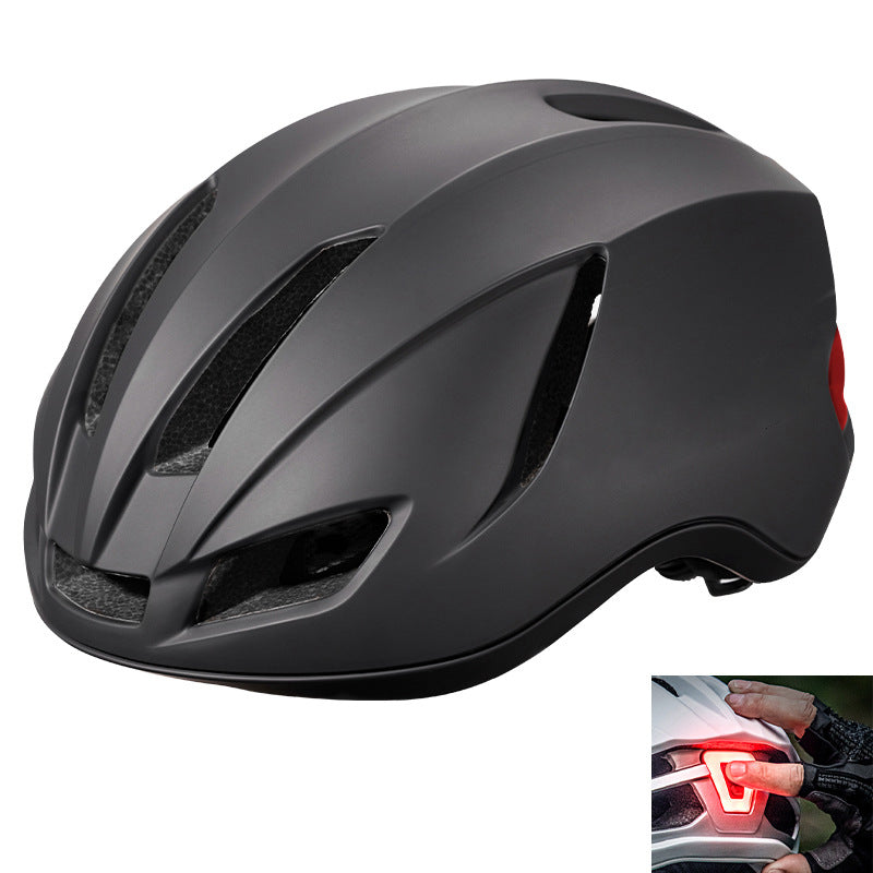 Road bike helmet with integrated safety light Kalsten