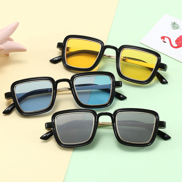 Women's square sunglasses with transparent frame and gold accents Kalsten