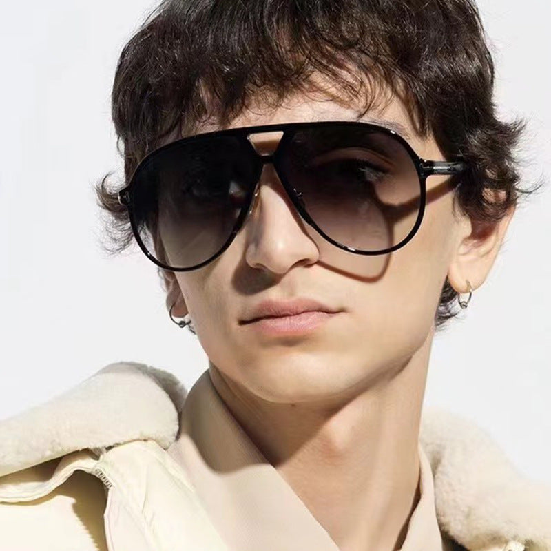 Women's fashionable sunglasses in stylish pilot look Kalsten