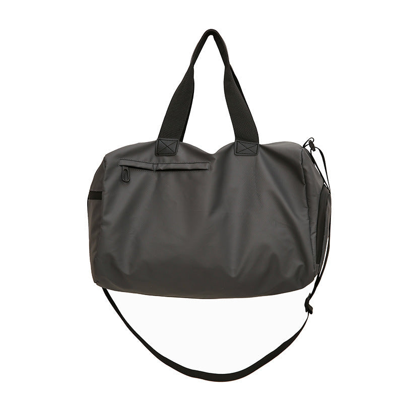 Sporty travel bag with robust and water-repellent material Kalsten