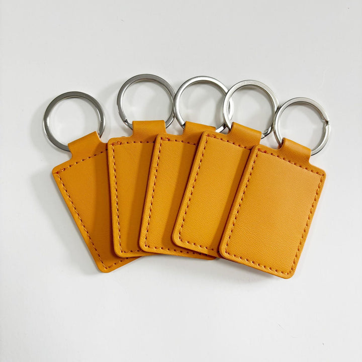 Unisex keychain made of high-quality synthetic leather with custom label Kalsten