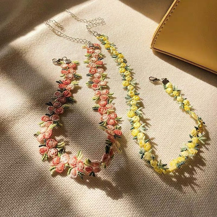 Floral Choker Necklace Kalsten