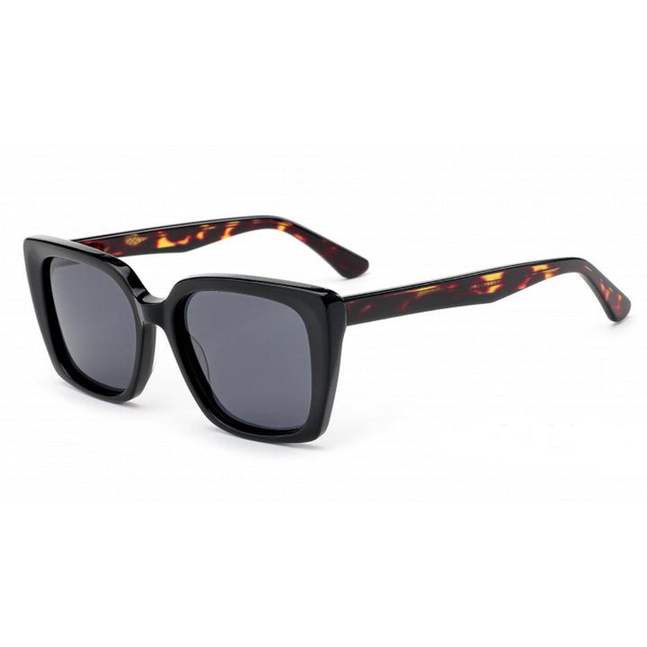 Women's oversized sunglasses with a matte finish and stylish details Kalsten