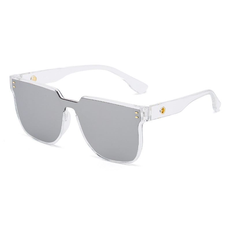 Women Fashionable Oversized Sunglasses with Distinctive Design Kalsten