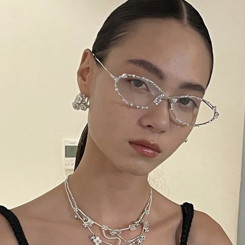 Women's exclusive sunglasses with sparkling rhinestone embellishment and elegant metal frame Kalsten
