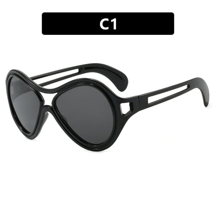 Women's vintage-inspired sunglasses with distinctive frame and UV protection Kalsten