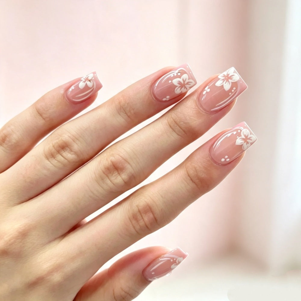 Artificial nails with delicate floral designs Kalsten