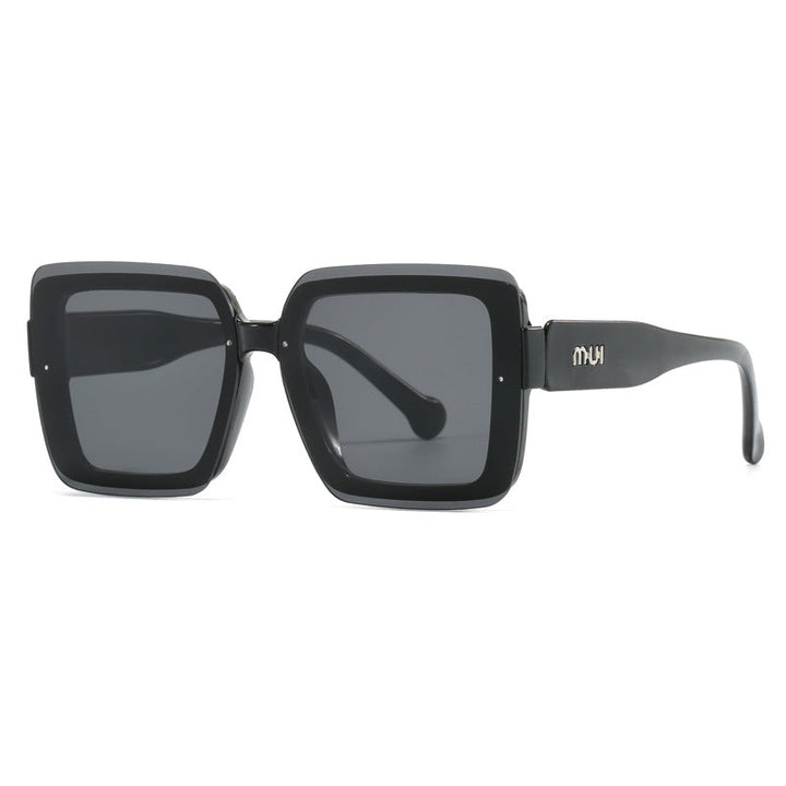 Women's oversized sunglasses in urban design Kalsten