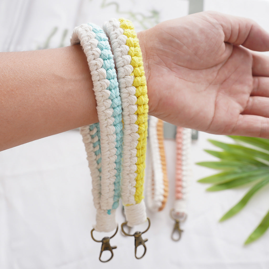Macramé Keychain Holder Acalora