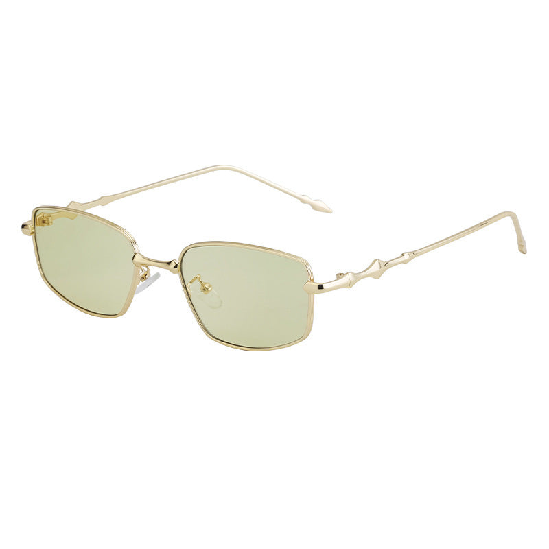 Women's fashionable glasses in innovative asymmetric design Kalsten
