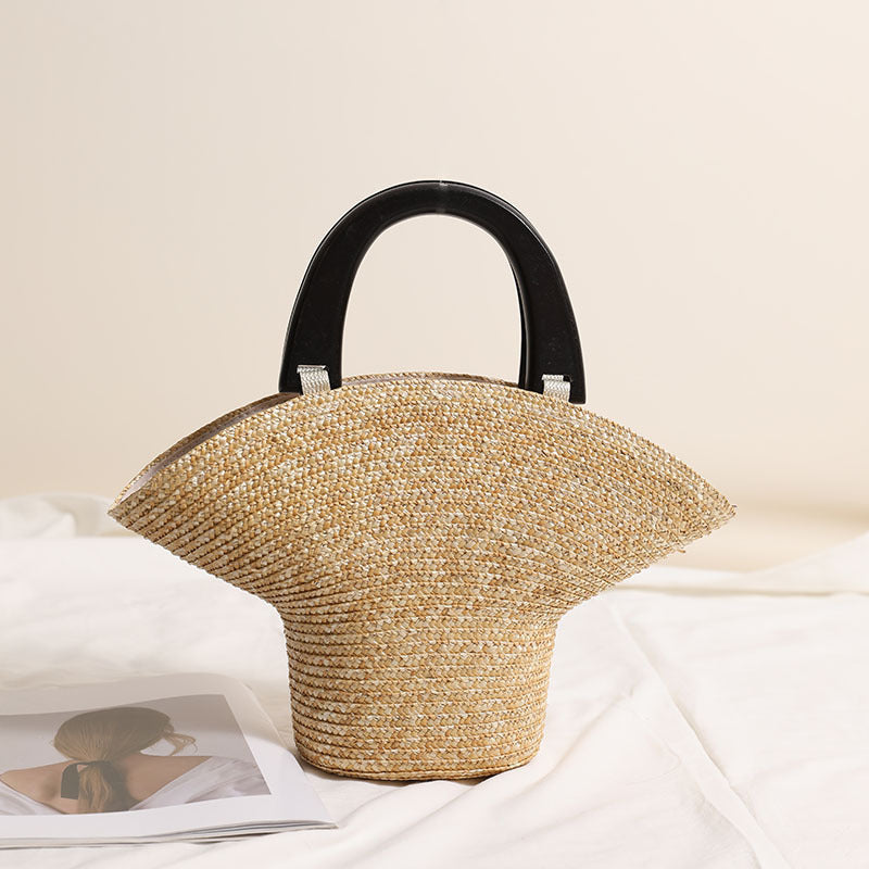 Fashionable Basthandbag with Stylish Plastic Handles Kalsten