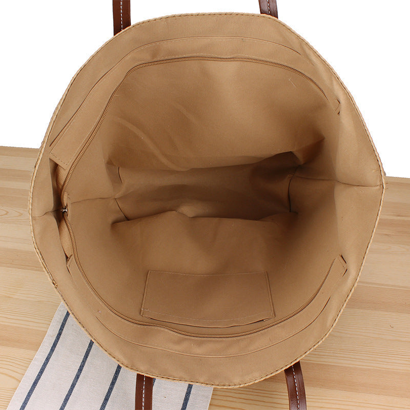 Trendy Beach Bag Made of Woven Straw and Leather Accents Kalsten