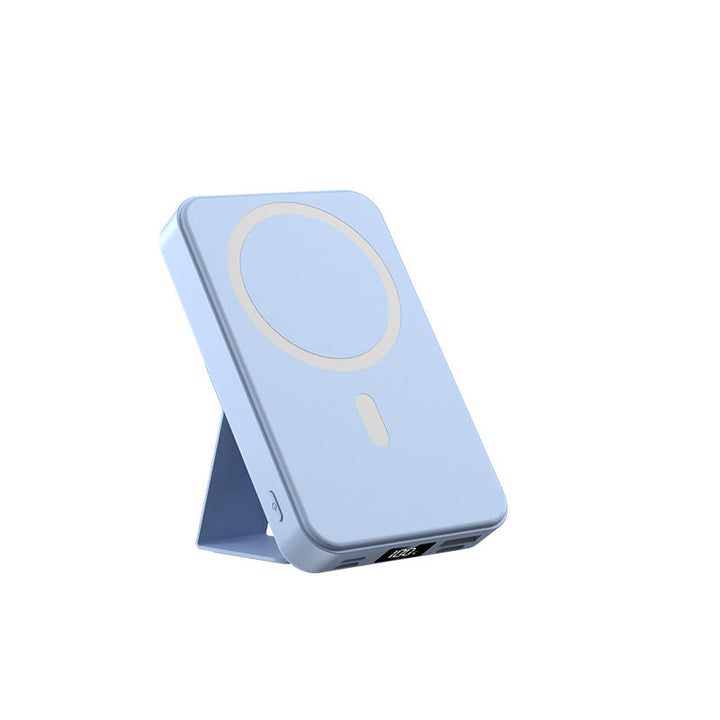Wearable Wireless Powerbank with Integrated Usb Cables Kalsten