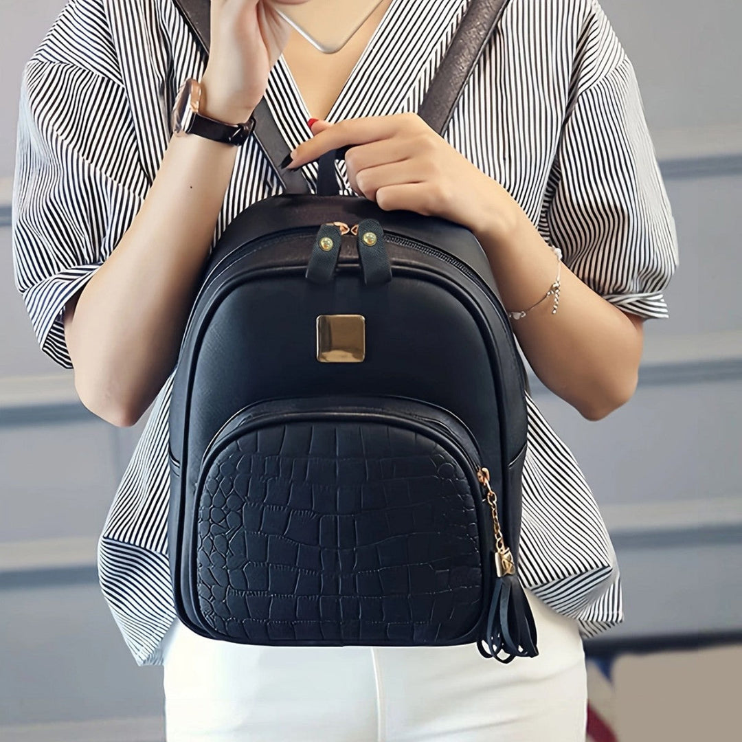 Fashionable backpack with structured material Kalsten
