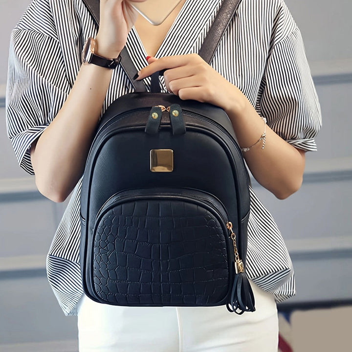 Fashionable backpack with structured material Kalsten