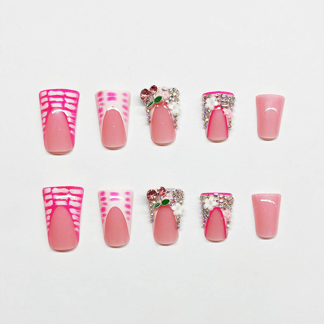 Decorative Artful Press-On Nails Kalsten