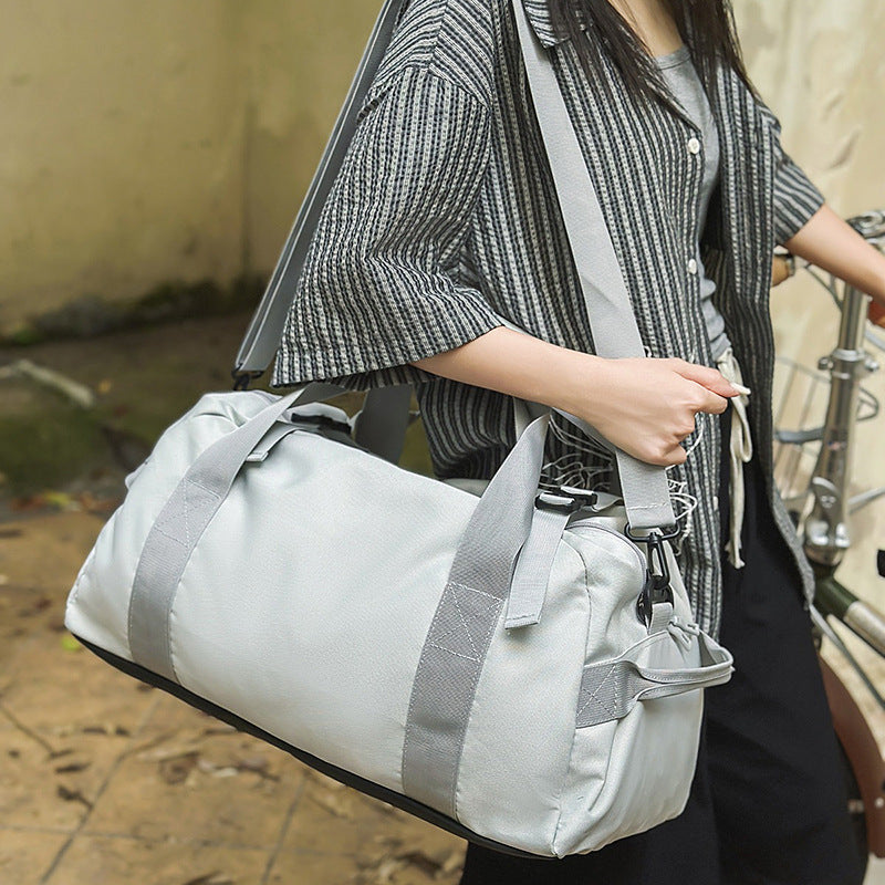 Sporty Travel Bag Made of Durable Material with Adjustable Shoulder Strap Kalsten