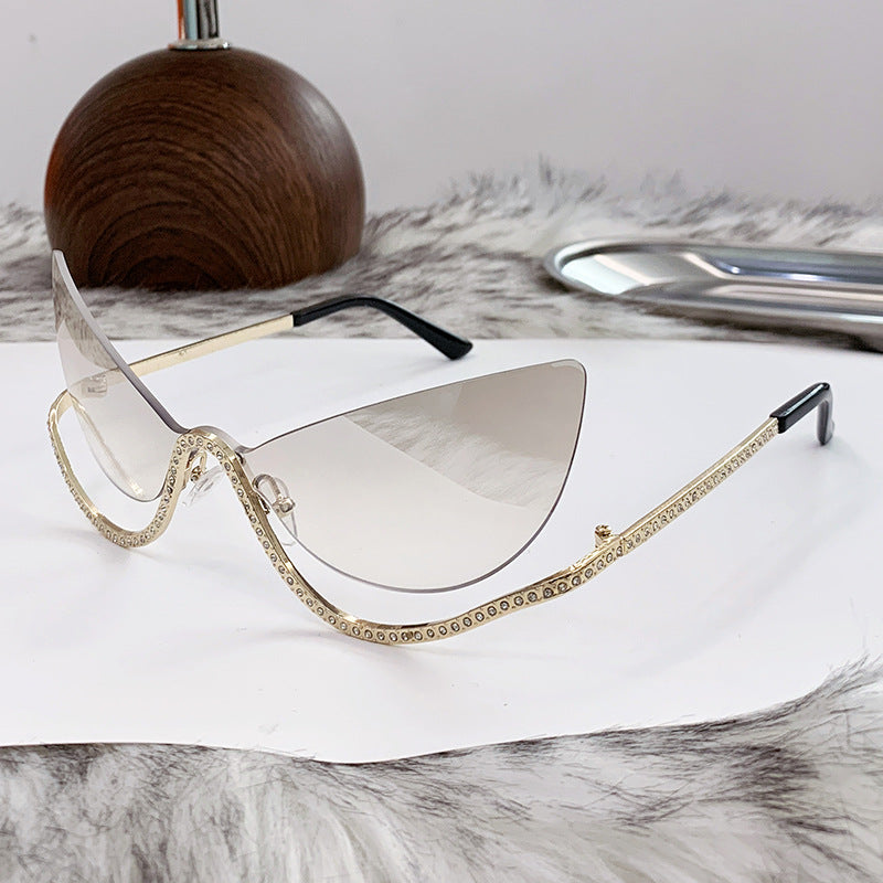 Women's extravagantly shaped Cat-Eye sunglasses with sparkling appliqués Kalsten