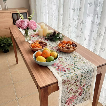 Elegant Floral Pattern Table Runner