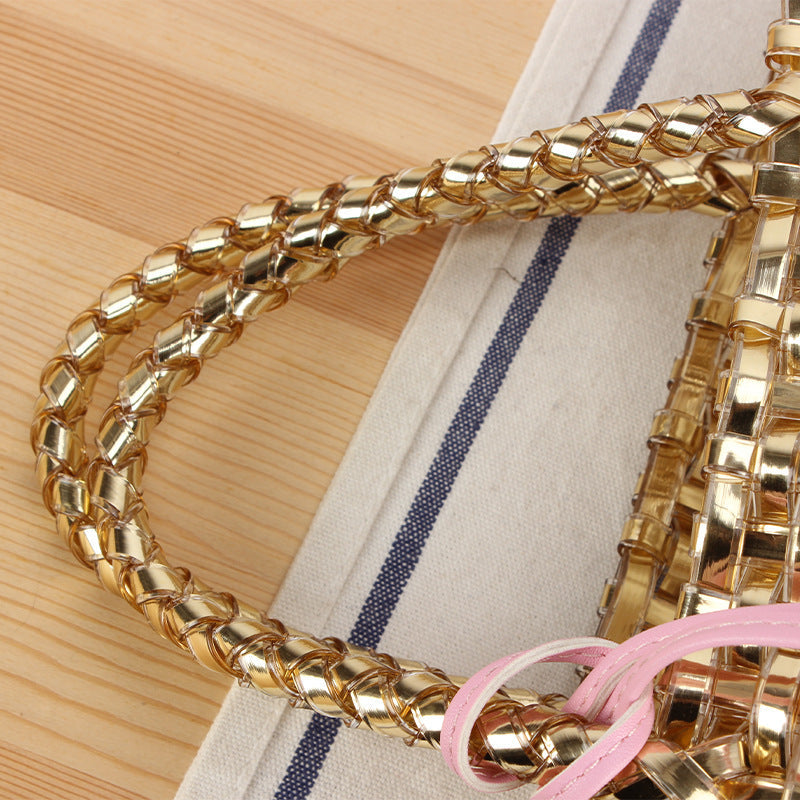 Playful basket bag with unique pendant Kalsten