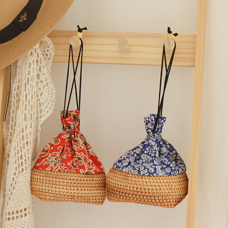 Charming storage bag made of hand-woven rattan Acalora