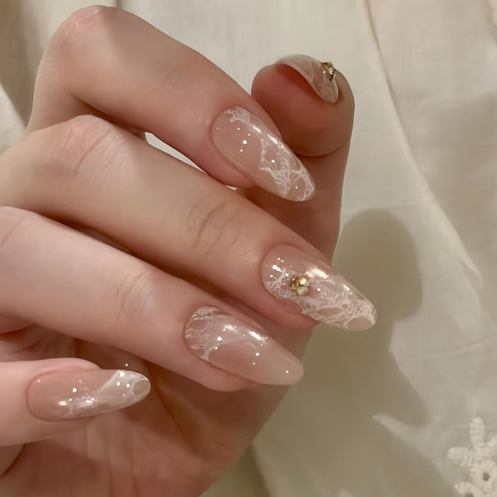 Elegant artificial nails with tips and glitter Kalsten