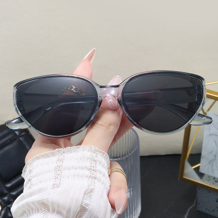 Women Cat-Eye Sunglasses with Modern Design Kalsten