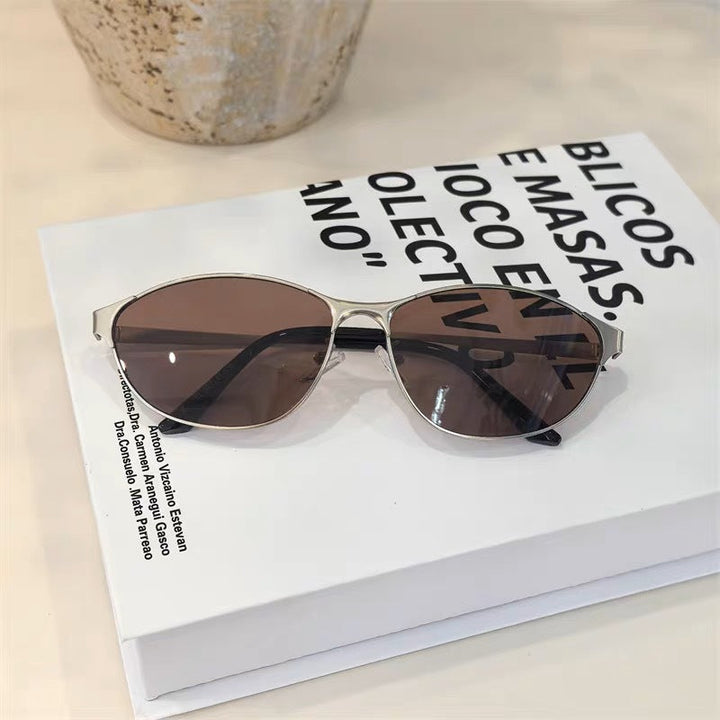 Fashionable Metal Sunglasses in Modern Design Kalsten