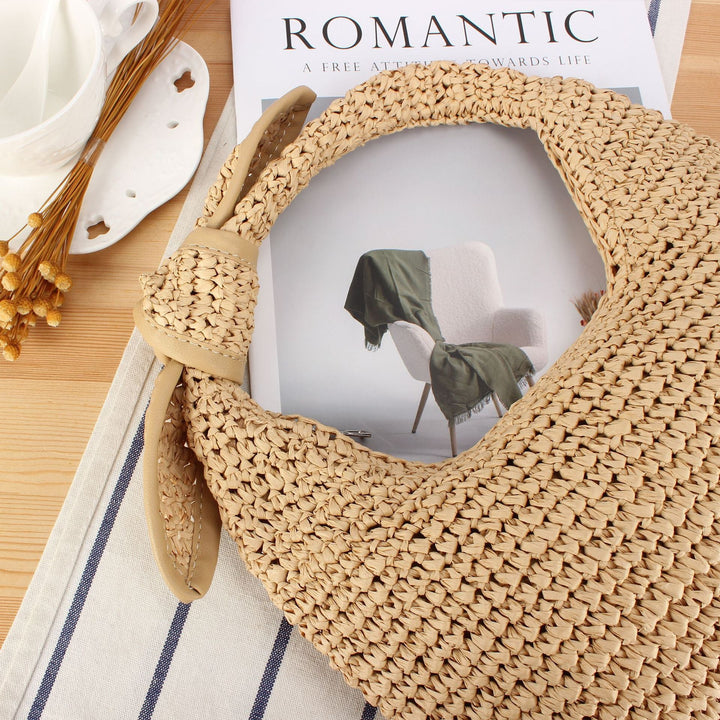 Handmade fashionable shoulder bag made of woven natural material Kalsten