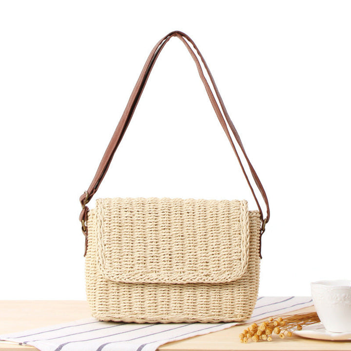 Handcrafted Shoulder Bag Made of Natural Bast Kalsten