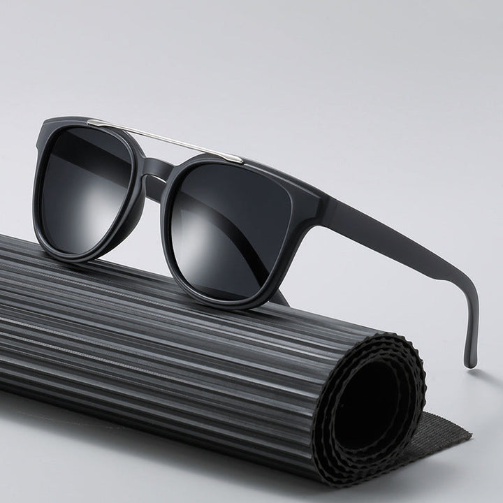 Women's sunglasses in modern design by Kalsten