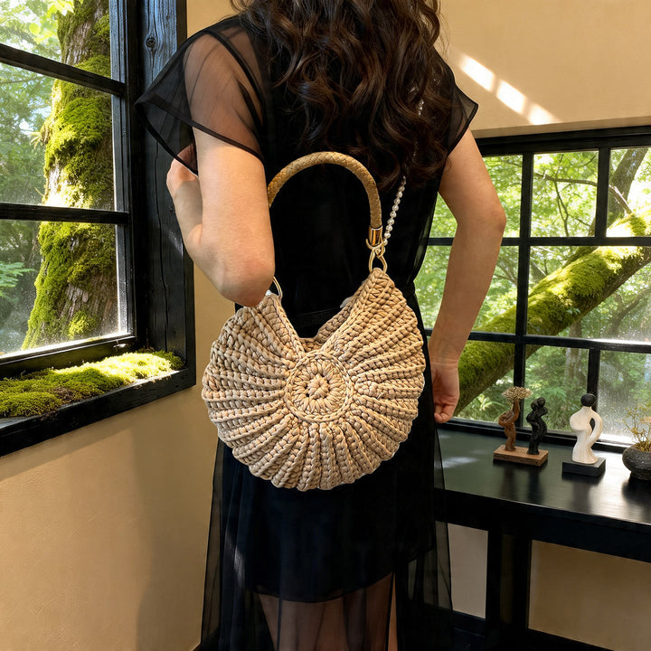 Handmade Crossbody Bag in Shell Design Kalsten
