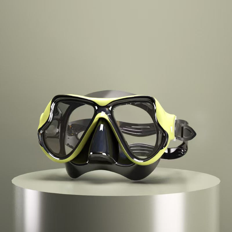 Diving mask with ergonomic design and a flexible snorkel Kalsten