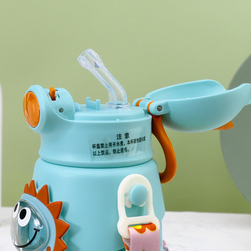 Women's water bottle with friendly animal design and carrying strap Kalsten