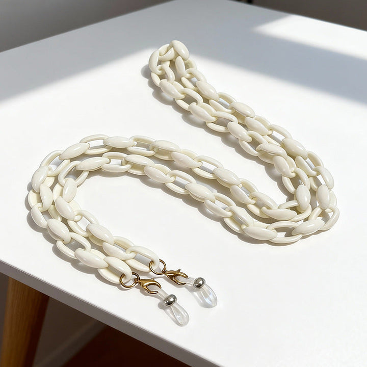 Fashionable Eyewear Chain Kalsten