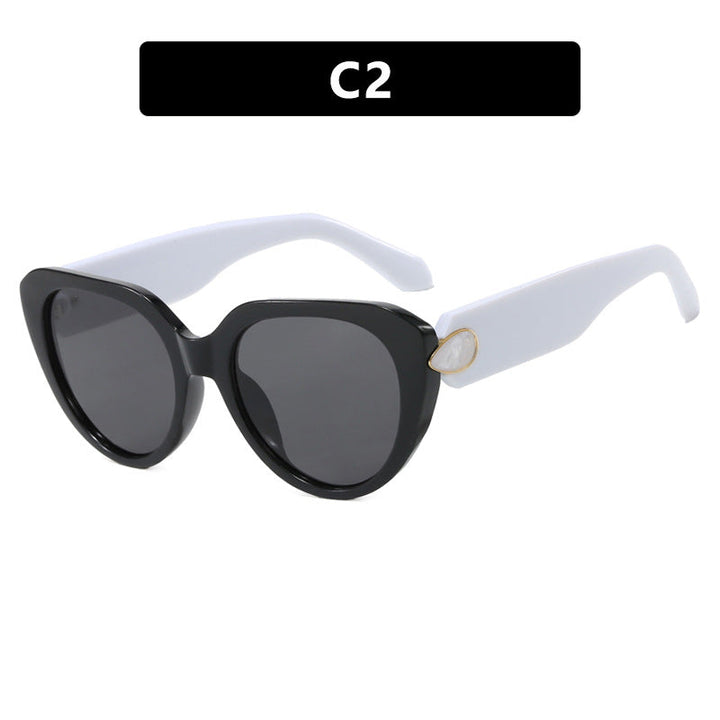 Women Cat-Eye Sunglasses with striking design and protective UV filter Kalsten