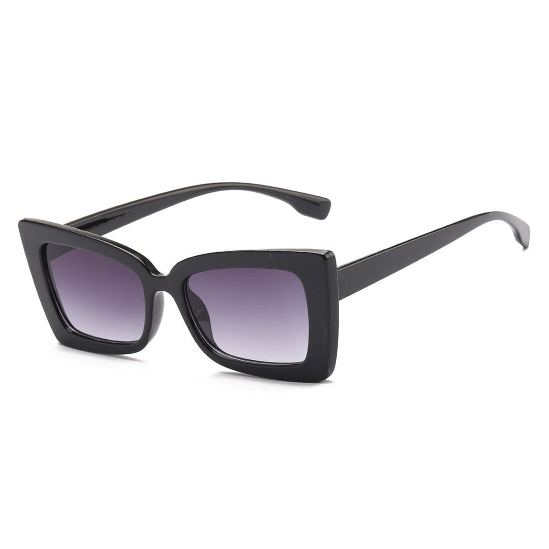 Women's stylish sunglasses with wide frame and distinctive design Kalsten