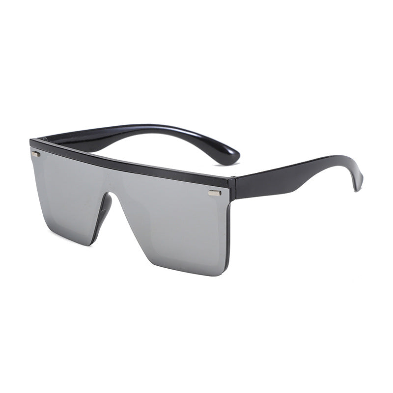Women's Sporty Oversized Sunglasses with Modern Frame Kalsten
