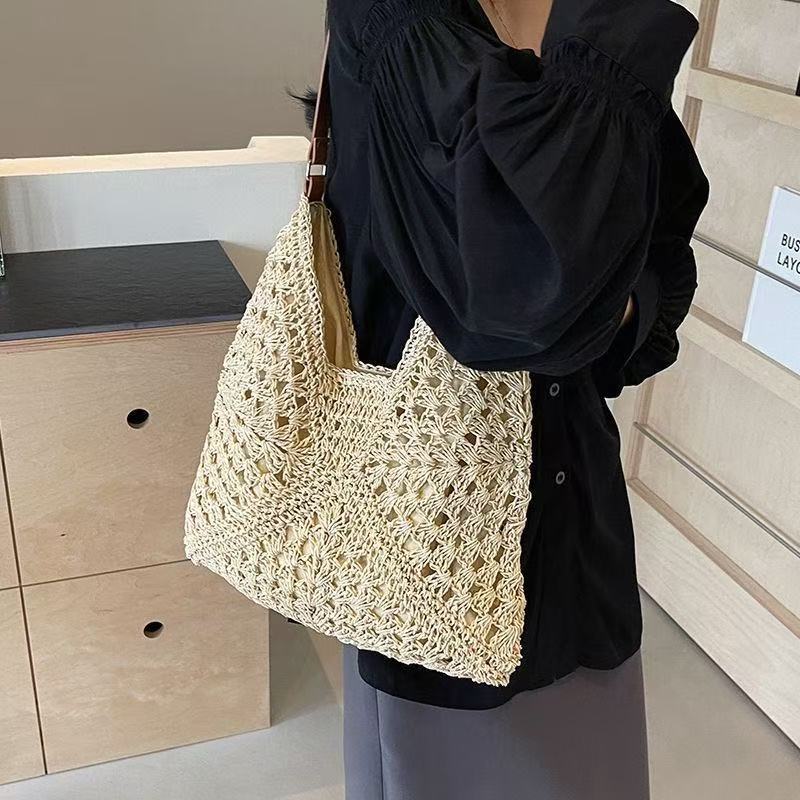 Large Hand-Knotted Shopper Kalsten
