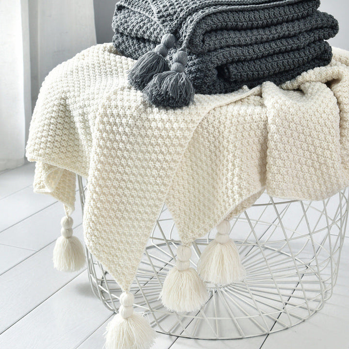 Women’s knitted blanket with decorative tassels Kalsten