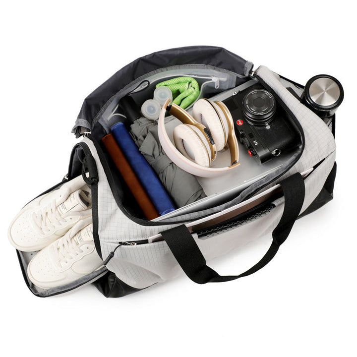 Men's sporty and durable travel bag with versatile storage Kalsten
