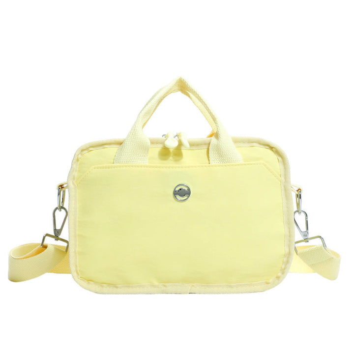Tote bag with adjustable shoulder strap and extra storage Kalsten