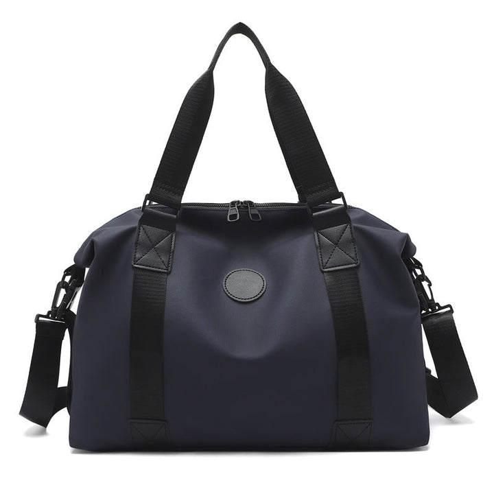 Sporty travel bag with sealed zipper and adjustable shoulder strap Kalsten