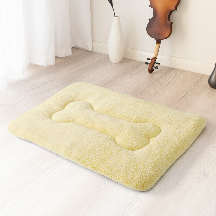 Unisex soft pet mat with bone pattern Kalsten