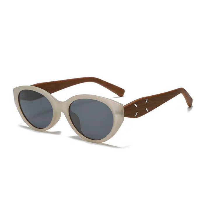 Fashionable Sunglasses in Elegant Cat-Eye Style Kalsten