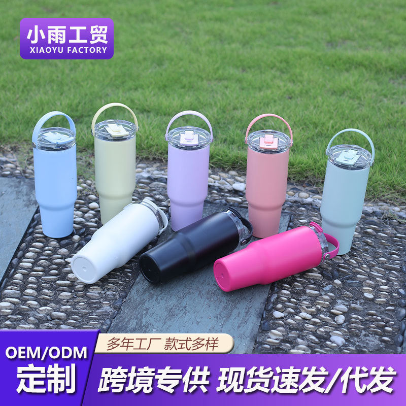 Women's insulated drinking cup with robust silicone grip and leak-proof lid Kalsten