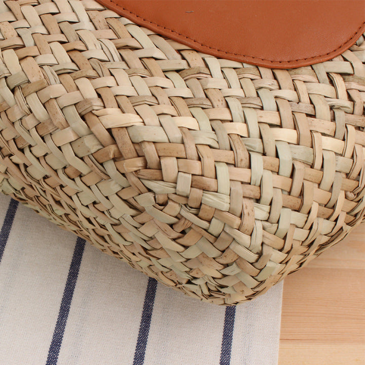 Designer Shoulder Bag in Modern Wave Pattern Kalsten