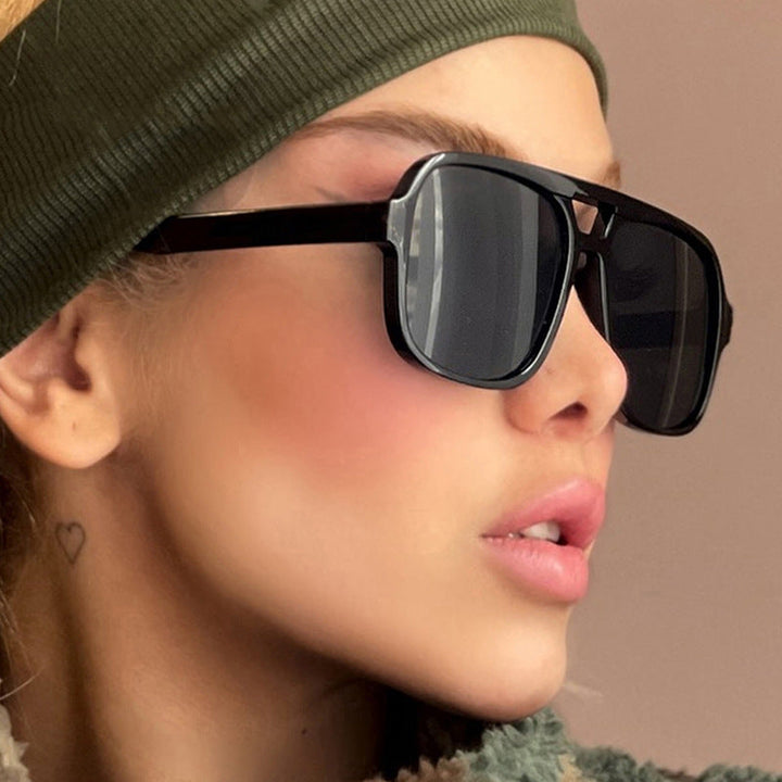 Women's modern square sunglasses with stylish transparent frame Kalsten